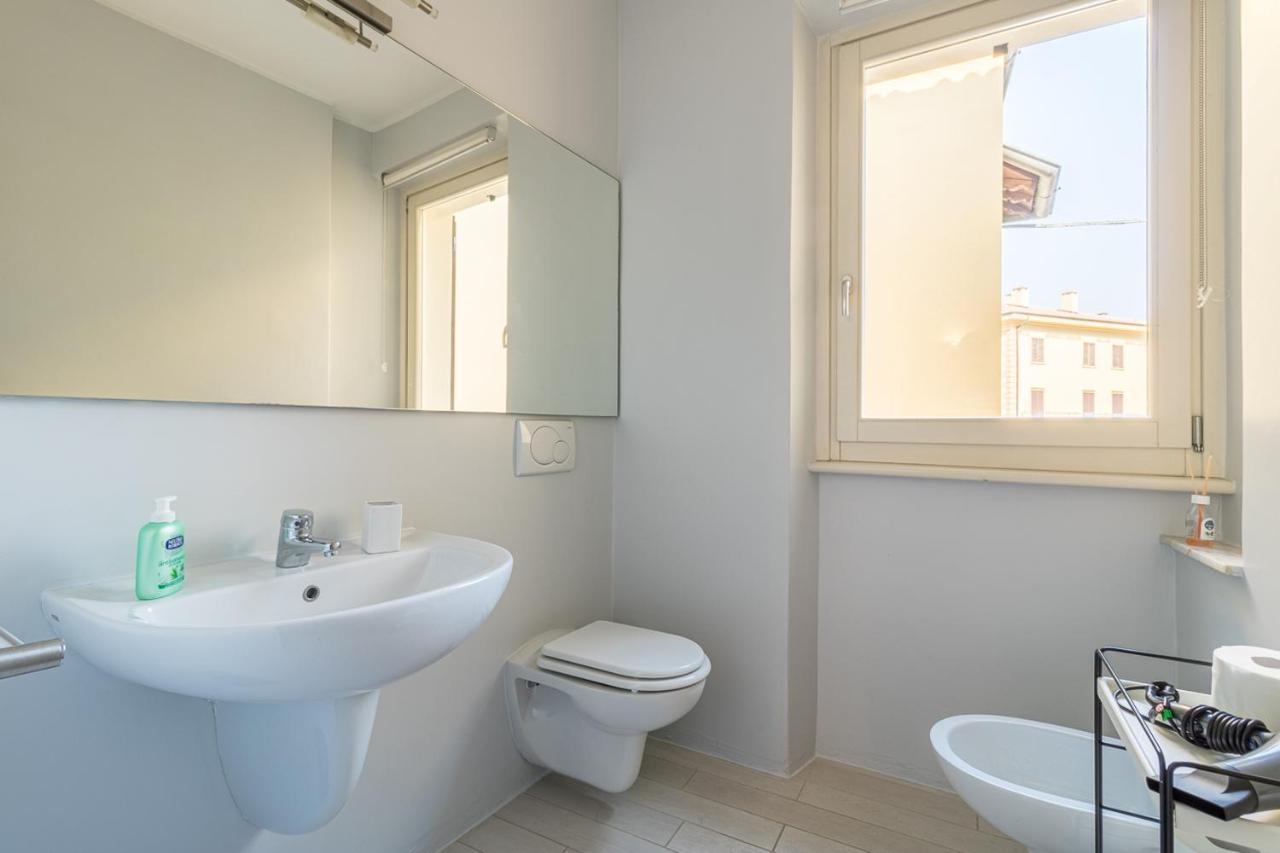Apartment Delle Rose - ميناجيو المظهر الخارجي الصورة